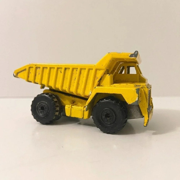 Vintage 1979 Hot Wheels Yellow Construction Dump Truck Mattel Malaysia - Picture 1 of 10